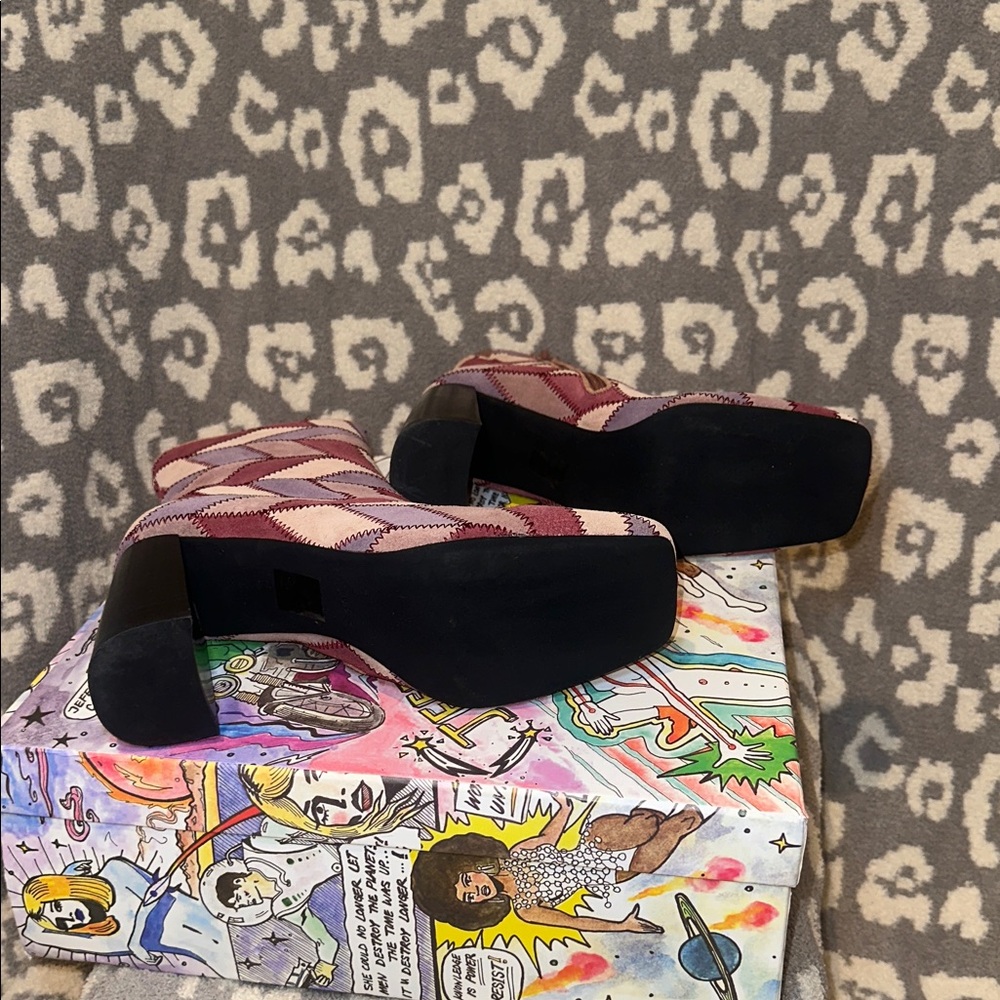 Jeffrey Campbell Verus-PW in Pink Suede Multi ๐ Heeled Booties New & Never Worn - Picture 9 of 17